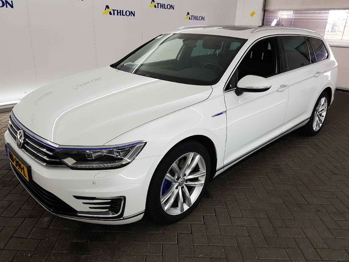 VOLKSWAGEN PASSAT 2016 wvwzzz3czhe067151