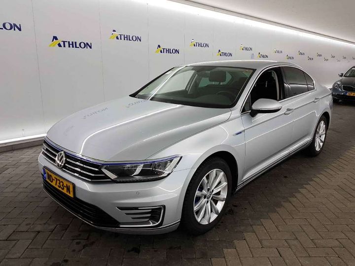 VOLKSWAGEN PASSAT 2016 wvwzzz3czhe067288