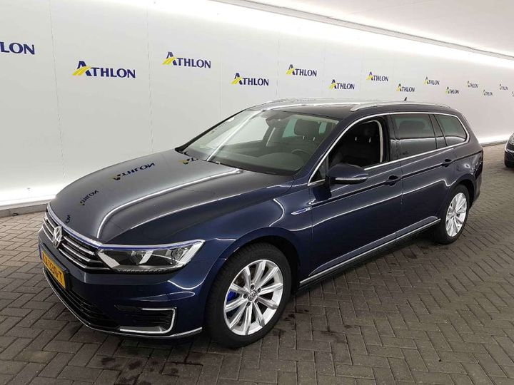 VOLKSWAGEN PASSAT 2016 wvwzzz3czhe074930