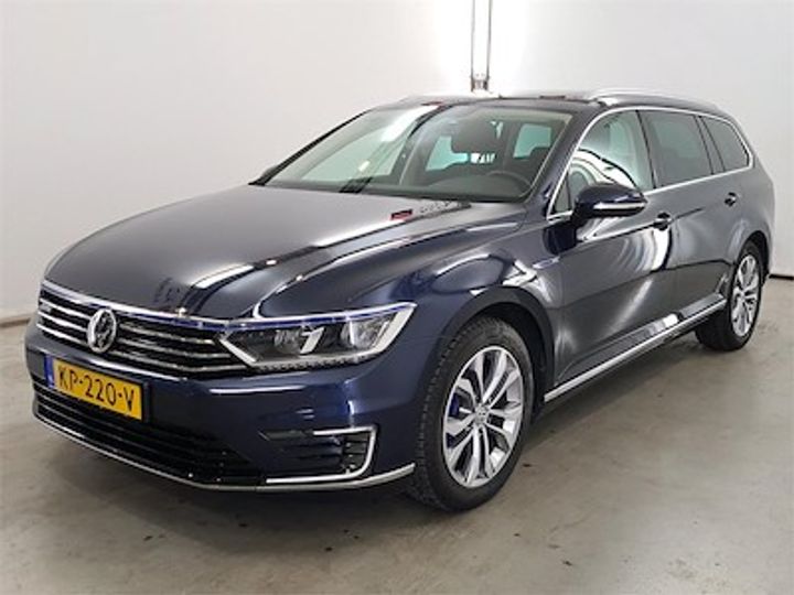 VOLKSWAGEN PASSAT 2016 wvwzzz3czhe076151