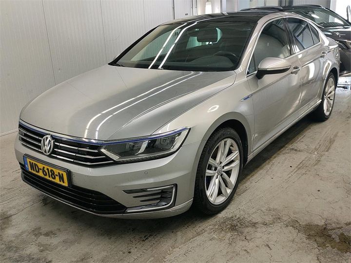 VOLKSWAGEN PASSAT 2016 wvwzzz3czhe077895