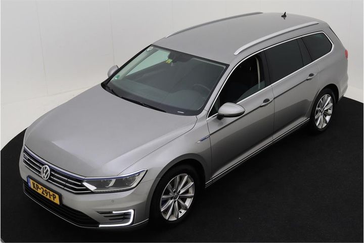 VOLKSWAGEN PASSAT 2016 wvwzzz3czhe078650