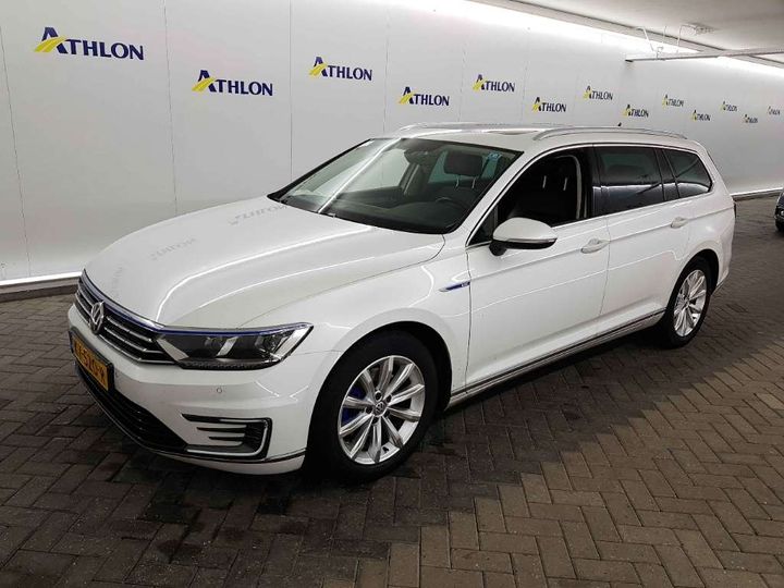 VOLKSWAGEN PASSAT 2016 wvwzzz3czhe078675