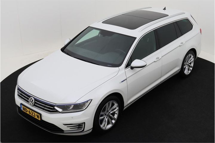 VOLKSWAGEN PASSAT 2016 wvwzzz3czhe079198