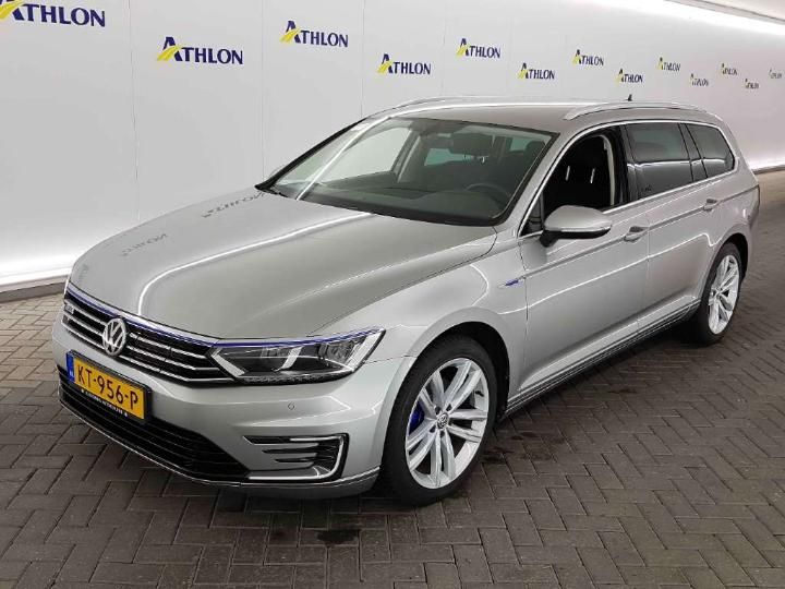 VOLKSWAGEN PASSAT 2016 wvwzzz3czhe079433