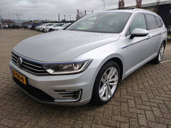 VOLKSWAGEN PASSAT 2016 wvwzzz3czhe079542