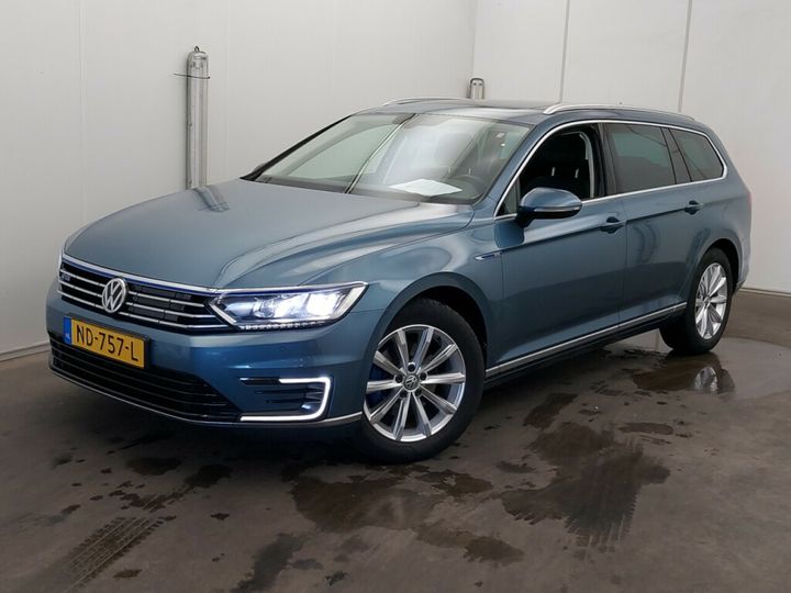 VOLKSWAGEN PASSAT 2016 wvwzzz3czhe079626