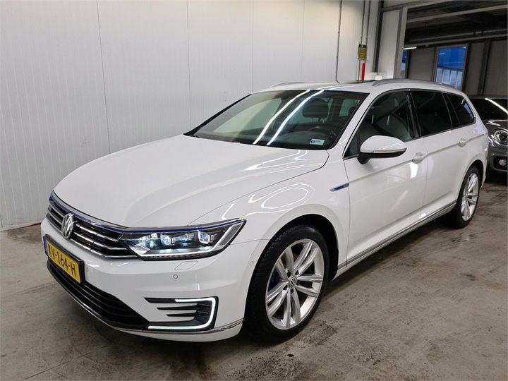 VOLKSWAGEN PASSAT 2016 wvwzzz3czhe080119