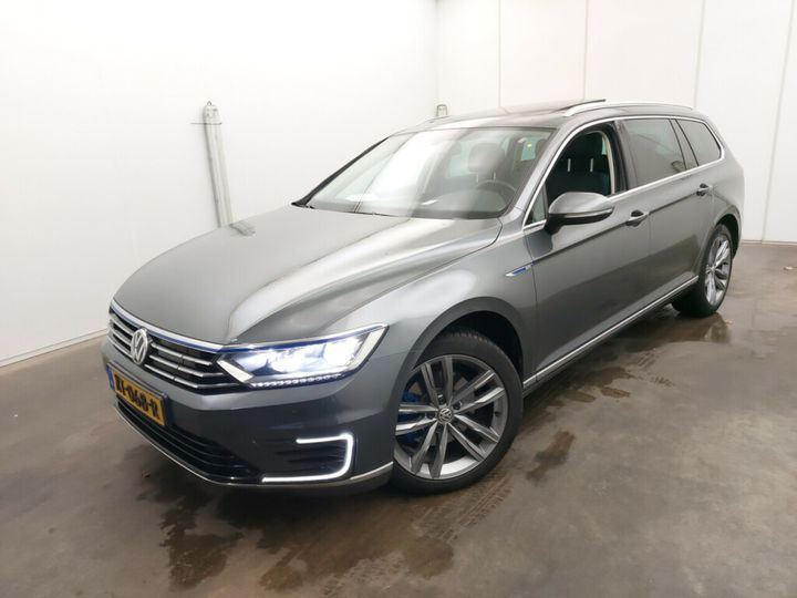 VOLKSWAGEN PASSAT 2016 wvwzzz3czhe080155