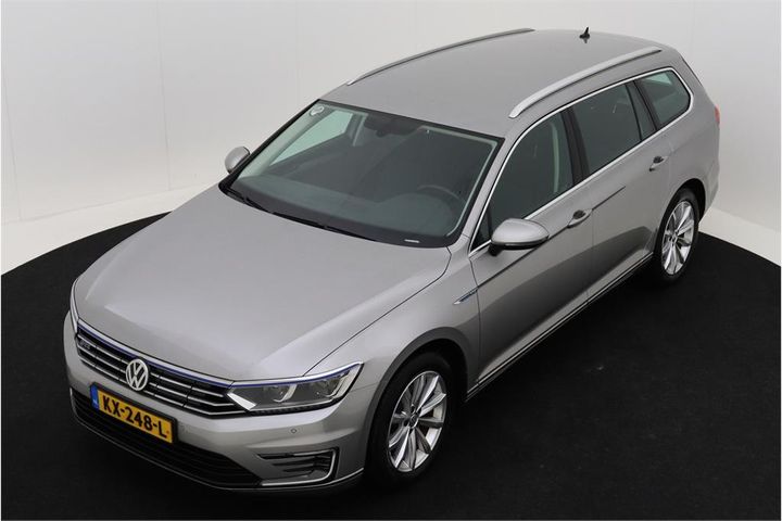 VOLKSWAGEN PASSAT 2016 wvwzzz3czhe081580