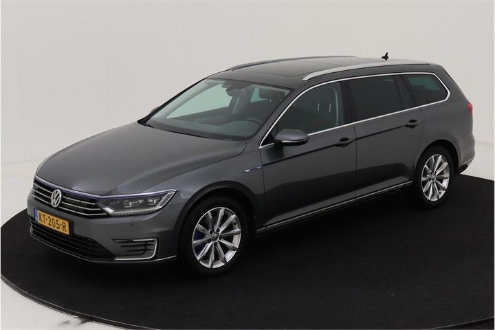 VOLKSWAGEN PASSAT 2016 wvwzzz3czhe081669