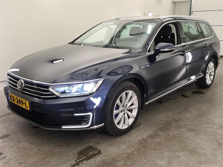 VOLKSWAGEN PASSAT 2016 wvwzzz3czhe081719