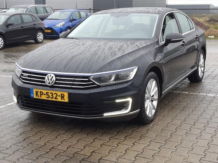 VOLKSWAGEN PASSAT 2016 wvwzzz3czhe081909