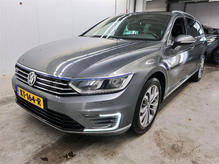 VOLKSWAGEN PASSAT 2016 wvwzzz3czhe081958