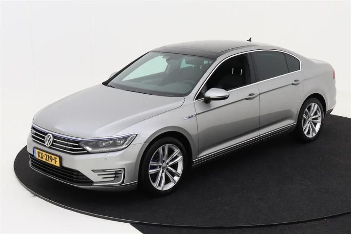 VOLKSWAGEN PASSAT 2016 wvwzzz3czhe082209