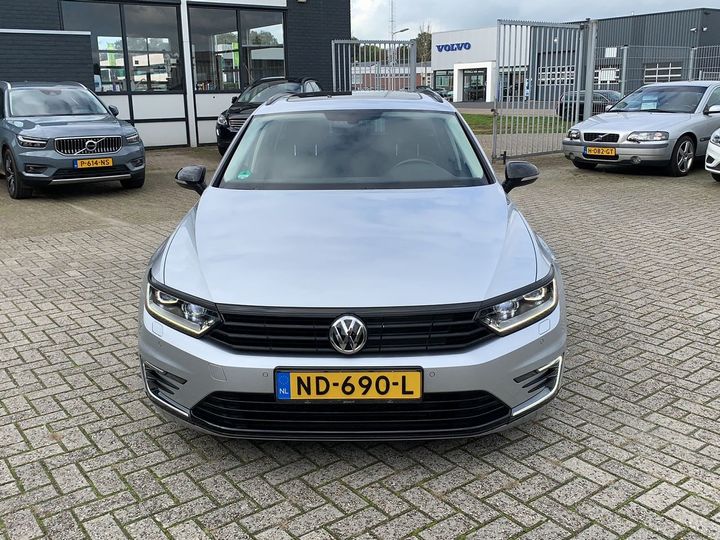 VOLKSWAGEN PASSAT 2016 wvwzzz3czhe082309