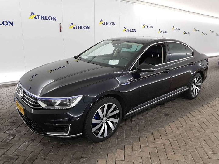 VOLKSWAGEN PASSAT 2016 wvwzzz3czhe082480