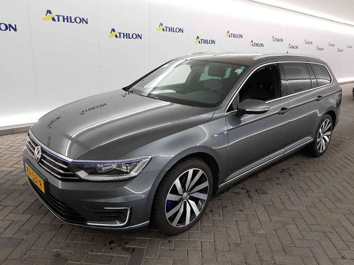 VOLKSWAGEN PASSAT 2016 wvwzzz3czhe082642