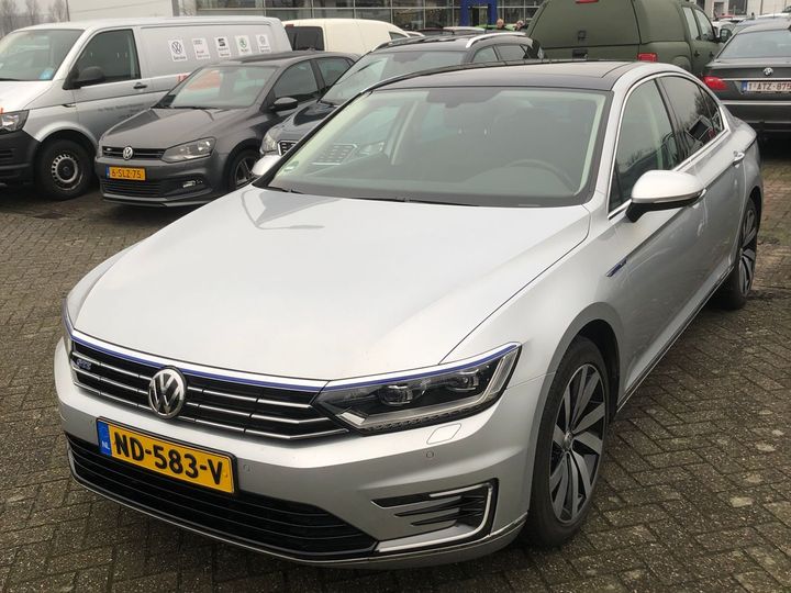 VOLKSWAGEN PASSAT 2016 wvwzzz3czhe082805