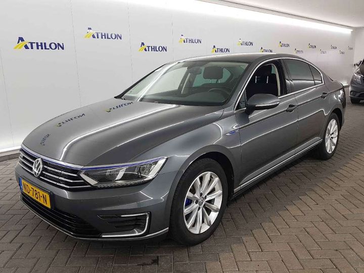 VOLKSWAGEN PASSAT 2016 wvwzzz3czhe082921