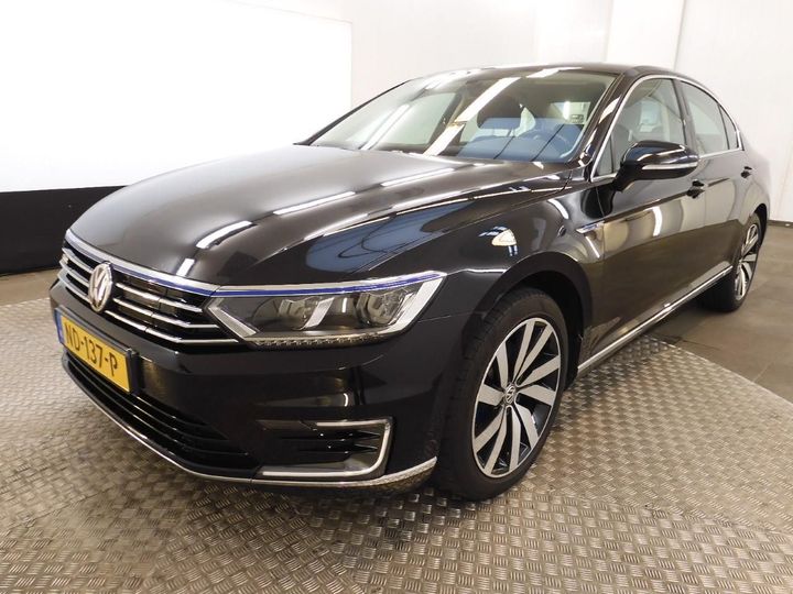 VOLKSWAGEN PASSAT 2016 wvwzzz3czhe083147