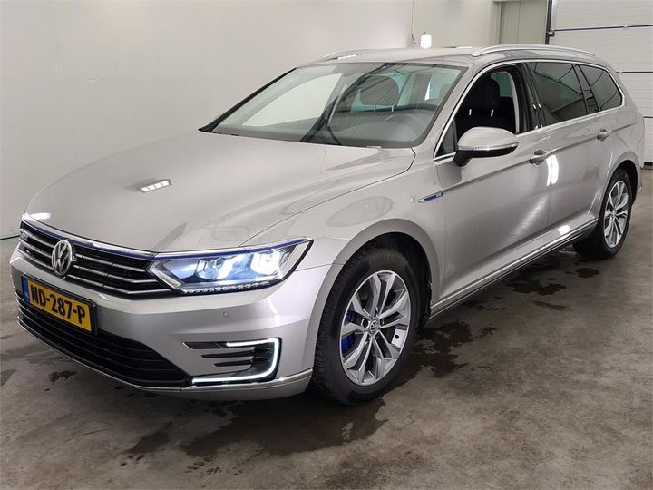 VOLKSWAGEN PASSAT 2016 wvwzzz3czhe083206