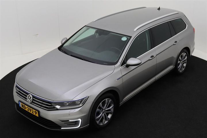 VOLKSWAGEN PASSAT 2016 wvwzzz3czhe083254