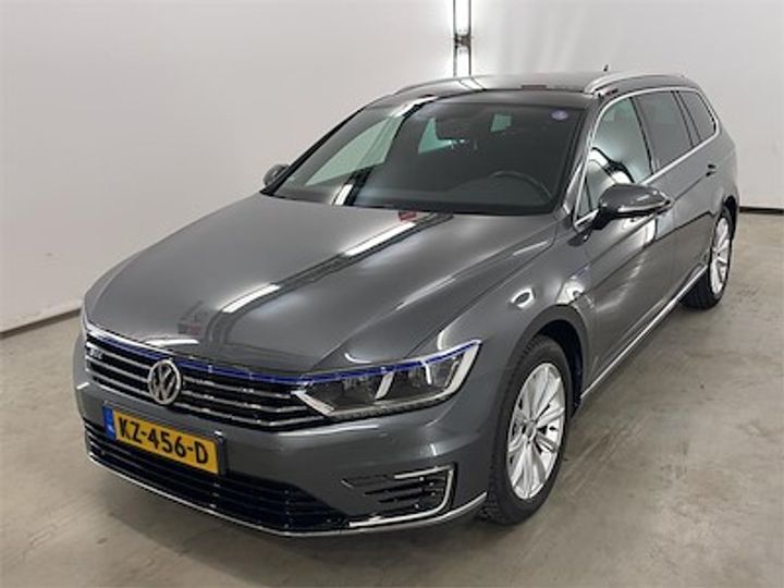 VOLKSWAGEN PASSAT 2016 wvwzzz3czhe083390