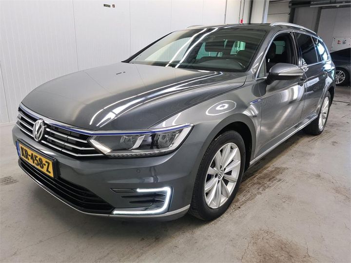 VOLKSWAGEN PASSAT 2016 wvwzzz3czhe083586