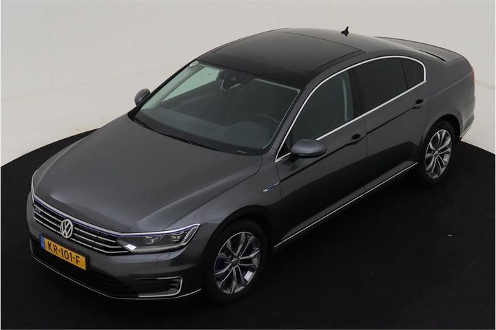 VOLKSWAGEN PASSAT 2016 wvwzzz3czhe083836