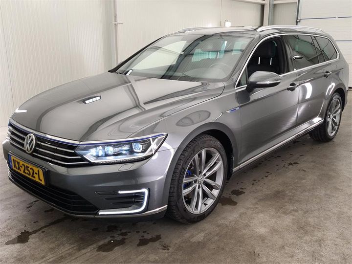 VOLKSWAGEN PASSAT 2016 wvwzzz3czhe084196