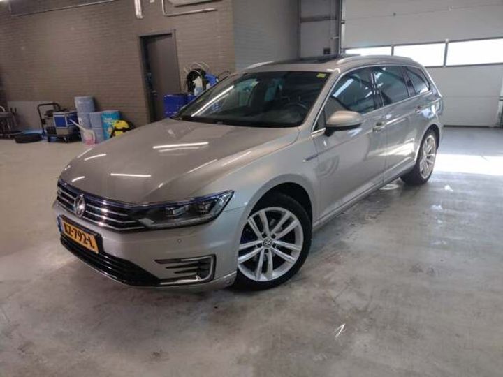 VOLKSWAGEN PASSAT 2016 wvwzzz3czhe084862