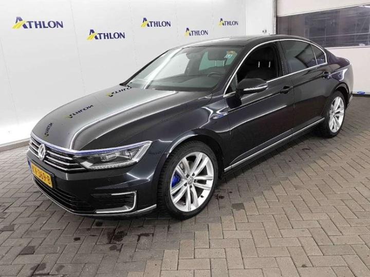 VOLKSWAGEN PASSAT 2016 wvwzzz3czhe085111