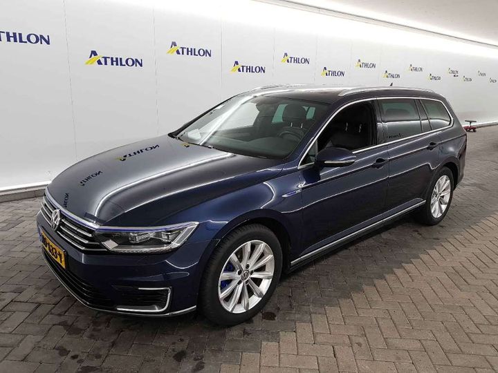 VOLKSWAGEN PASSAT 2016 wvwzzz3czhe085396