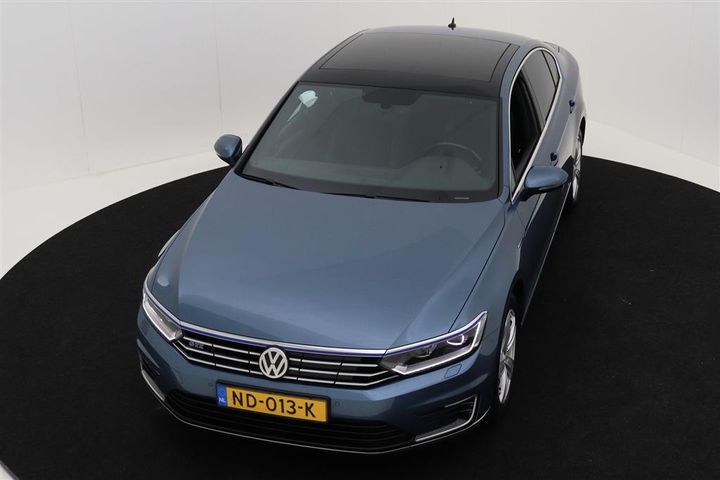 VOLKSWAGEN PASSAT 2016 wvwzzz3czhe085900