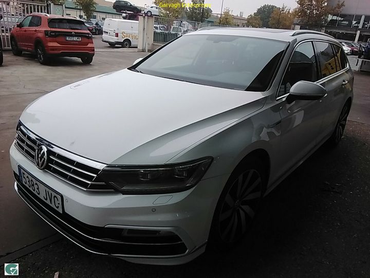 VOLKSWAGEN PASSAT 2016 wvwzzz3czhe088004