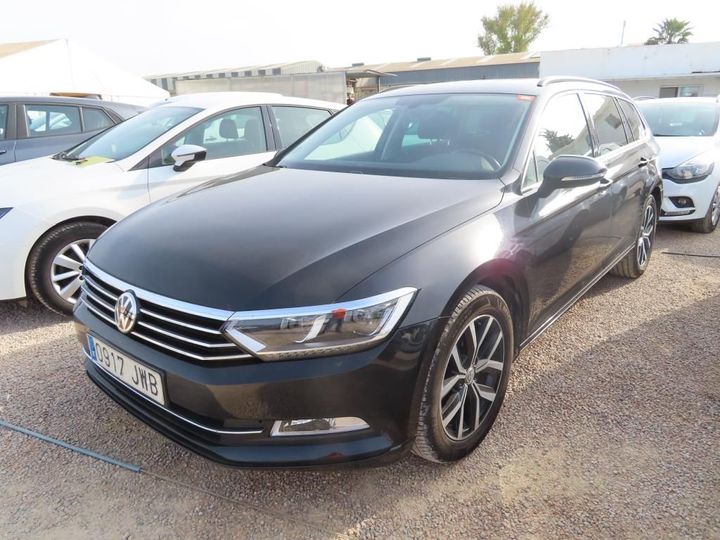 VOLKSWAGEN PASSAT 2017 wvwzzz3czhe089627