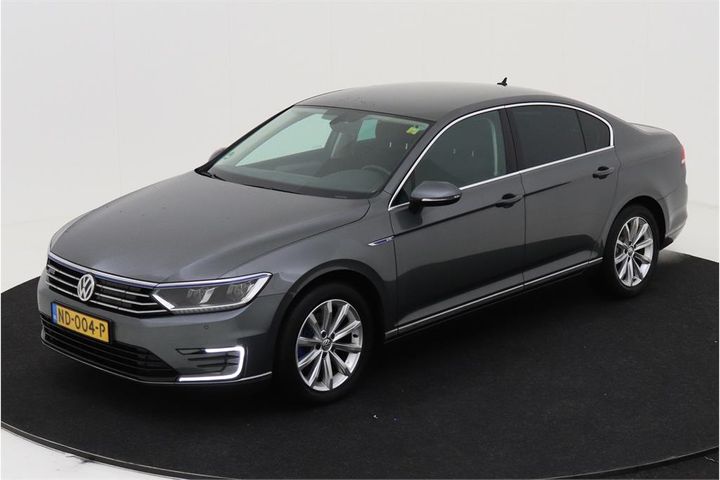 VOLKSWAGEN PASSAT 2016 wvwzzz3czhe092345