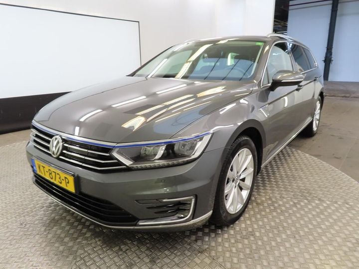 VOLKSWAGEN PASSAT 2016 wvwzzz3czhe092635