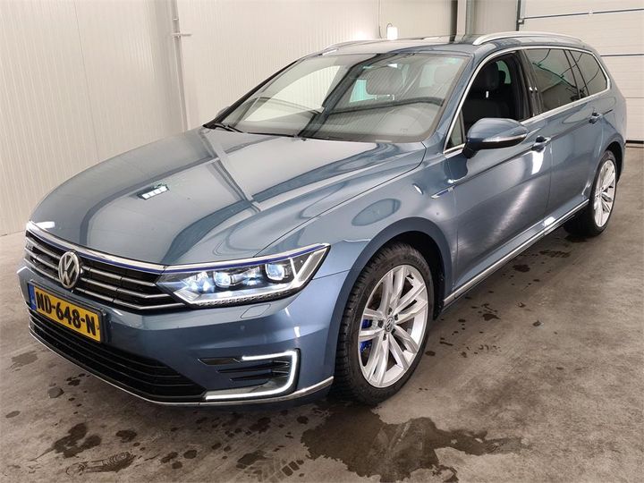 VOLKSWAGEN PASSAT 2016 wvwzzz3czhe092690