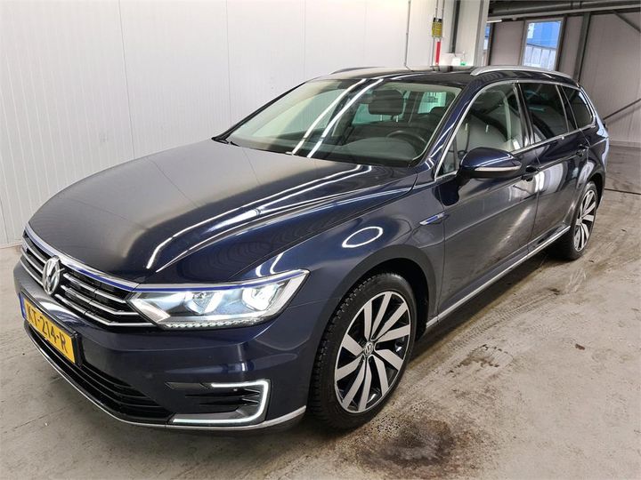 VOLKSWAGEN PASSAT 2016 wvwzzz3czhe092877