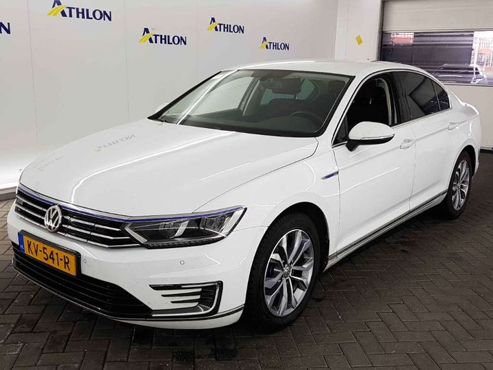 VOLKSWAGEN PASSAT 2016 wvwzzz3czhe092902