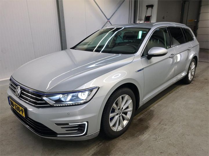 VOLKSWAGEN PASSAT 2016 wvwzzz3czhe093230