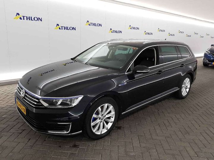 VOLKSWAGEN PASSAT 2016 wvwzzz3czhe093261