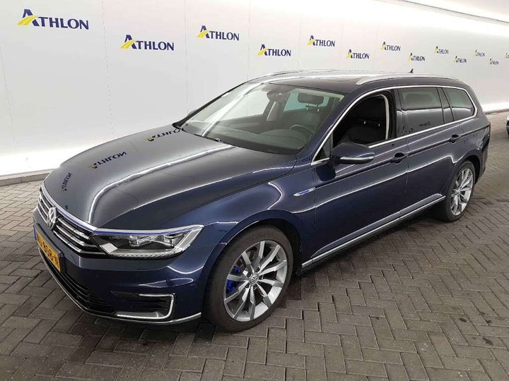 VOLKSWAGEN PASSAT 2016 wvwzzz3czhe093521