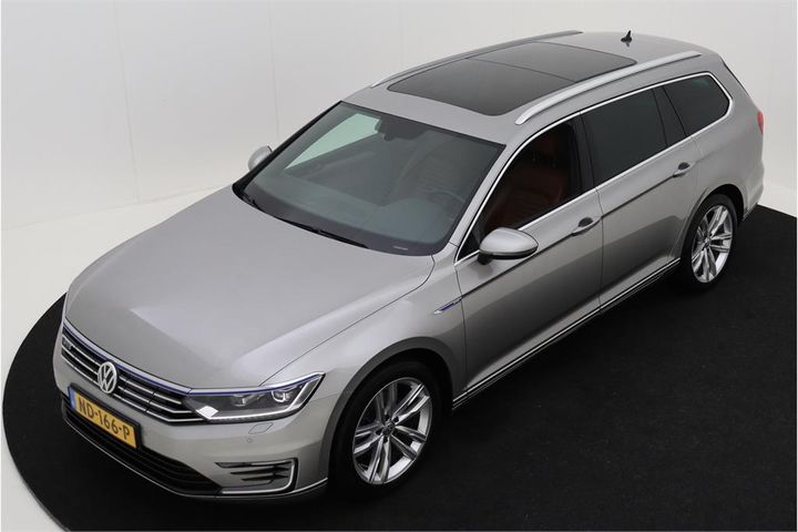 VOLKSWAGEN PASSAT 2016 wvwzzz3czhe093726