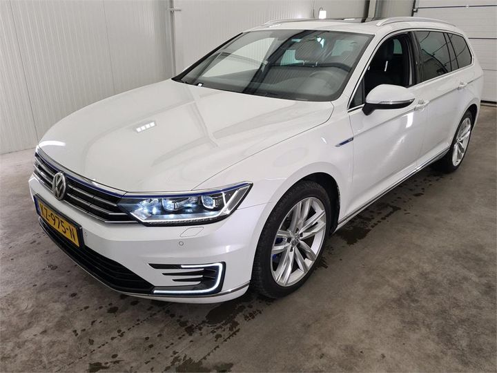 VOLKSWAGEN PASSAT 2016 wvwzzz3czhe094356