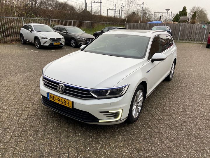 VOLKSWAGEN PASSAT 2016 wvwzzz3czhe094426