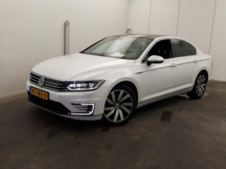 VOLKSWAGEN PASSAT 2016 wvwzzz3czhe094805