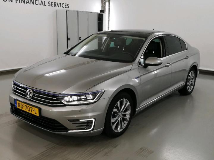 VOLKSWAGEN PASSAT 2016 wvwzzz3czhe095380